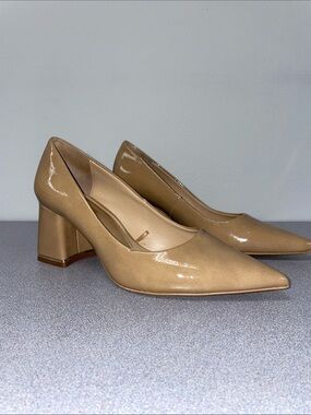 Zara • Tan Patent Pointed-Toe Block Heel Pumps • Size 6